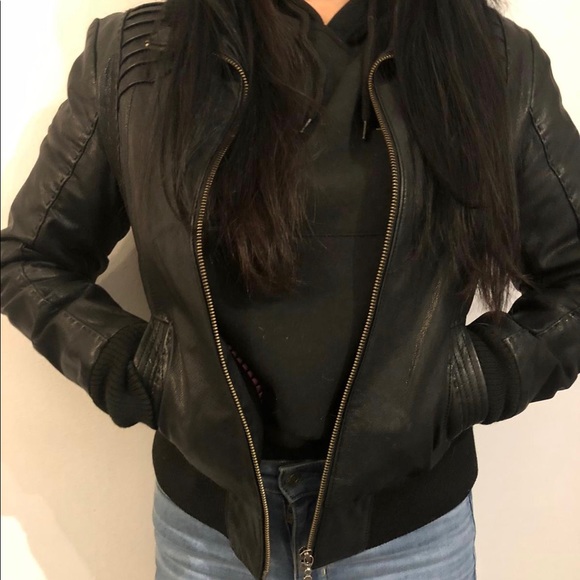 Danier leather jacket - Picture 2 of 4